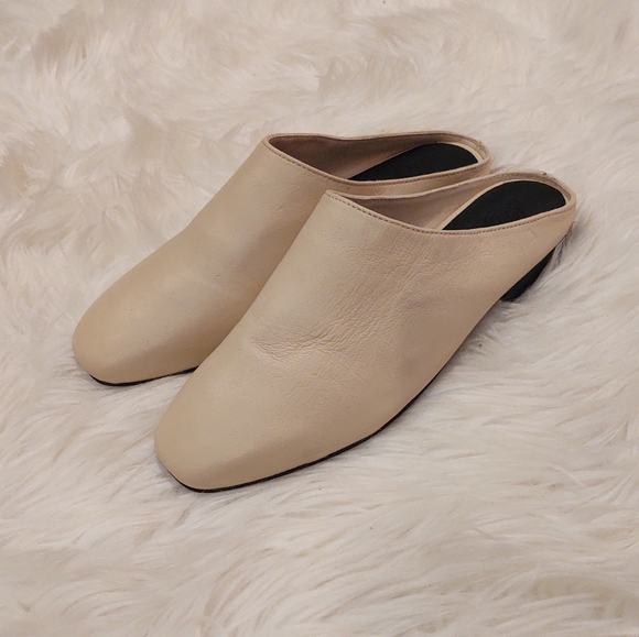 Urban Outfitter NWOT Mules Square Toe Minimal 90’s - Picture 7 of 7